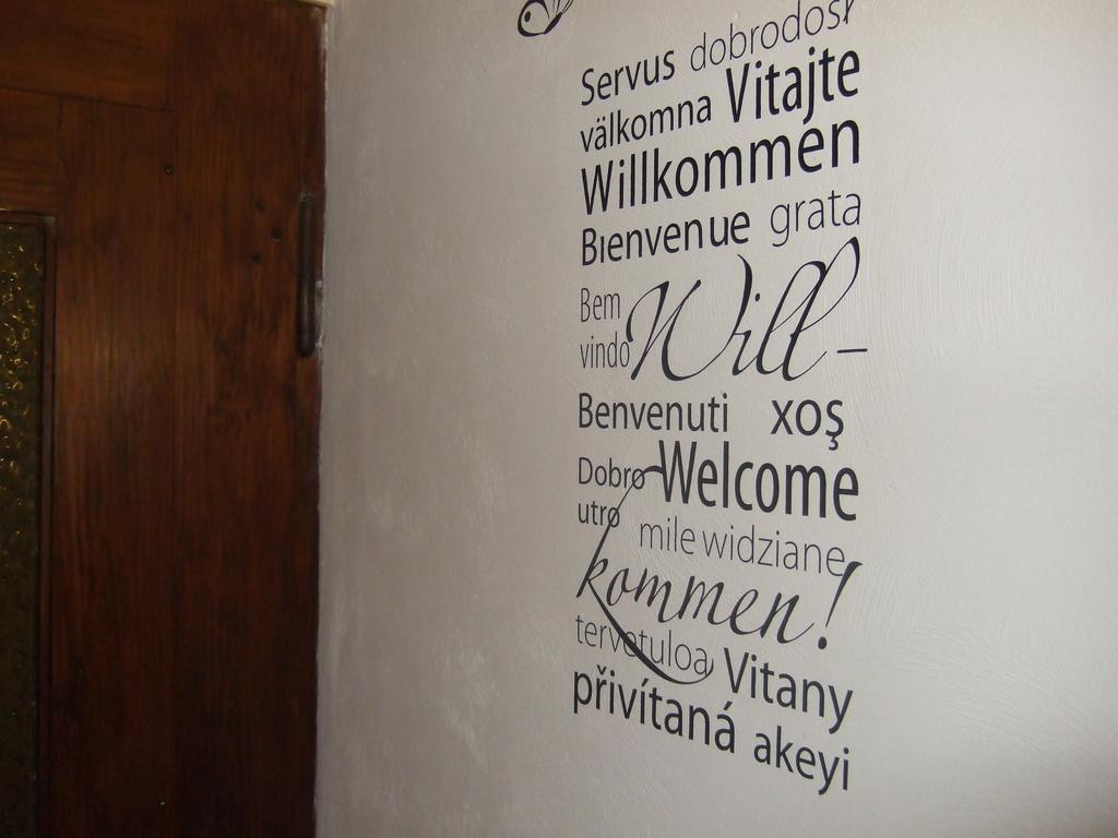 Kleines Winzerhauschen Villa Bremm Ruang foto
